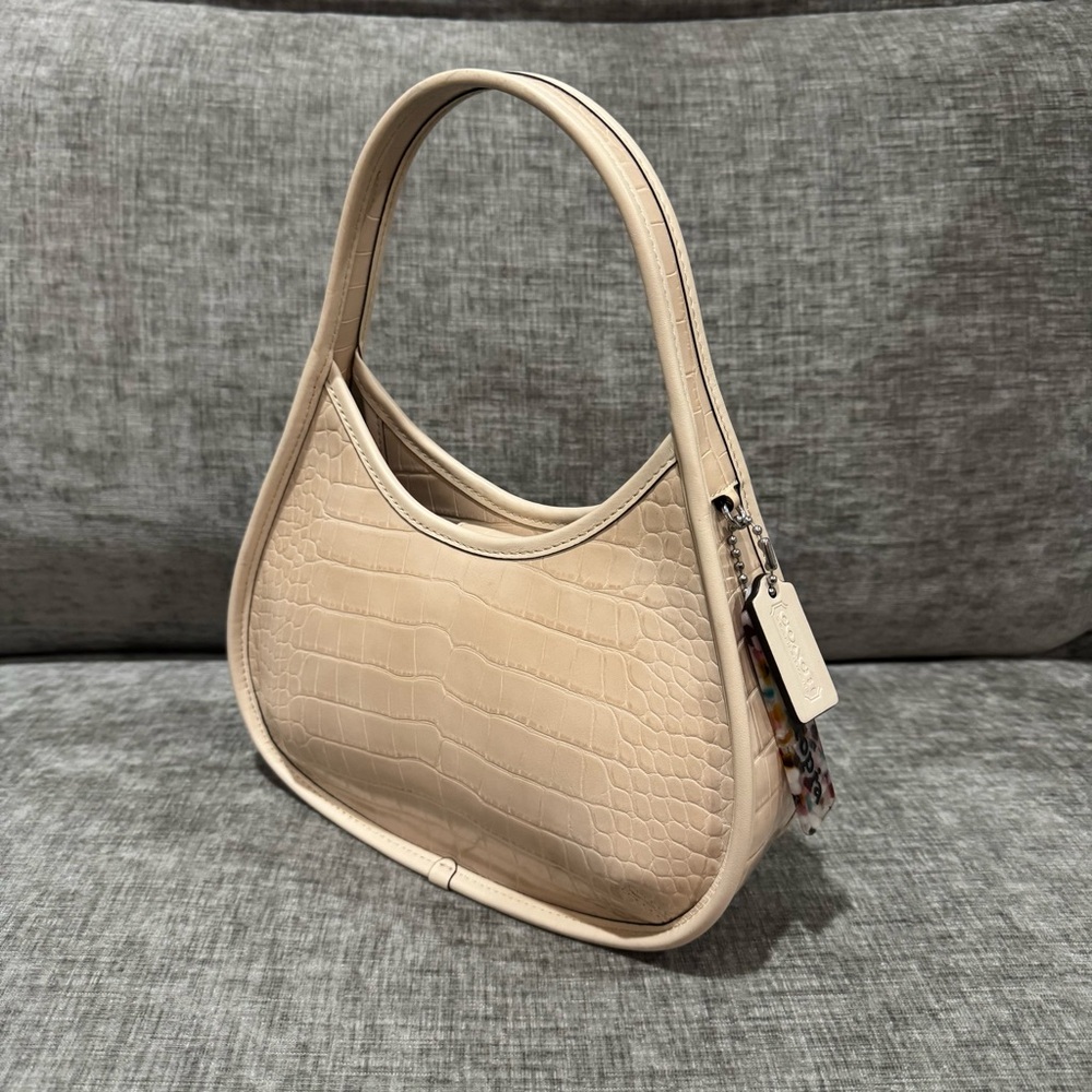 Coach Coachtopia Ergo Bag in Croc-Embossed Leather.Pre Owned